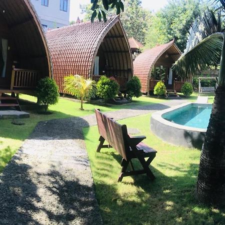 Pondok Sari Homestay Ungasan  Exterior photo
