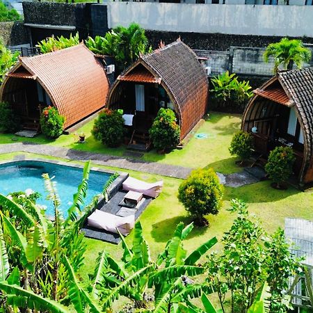 Pondok Sari Homestay Ungasan  Exterior photo