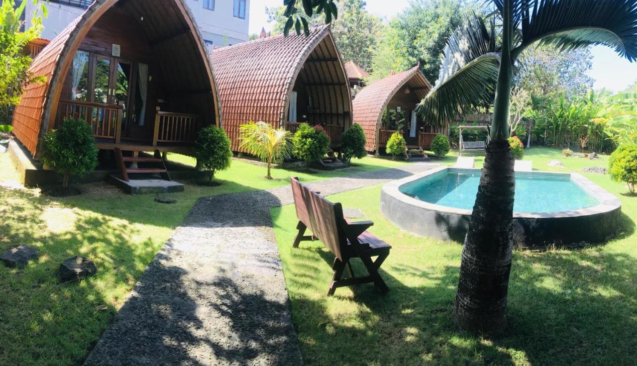 Pondok Sari Homestay Ungasan  Exterior photo