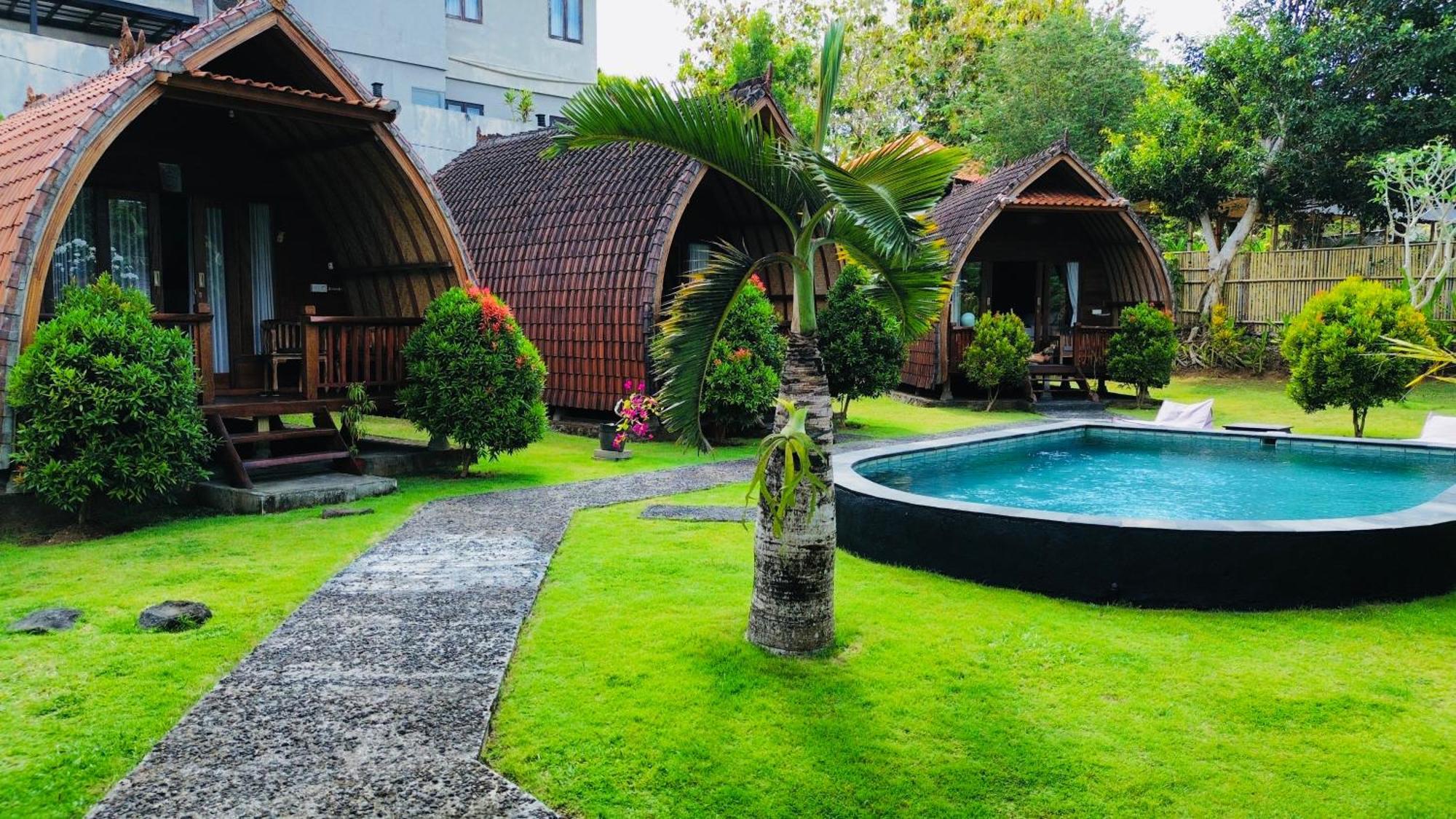 Pondok Sari Homestay Ungasan  Exterior photo