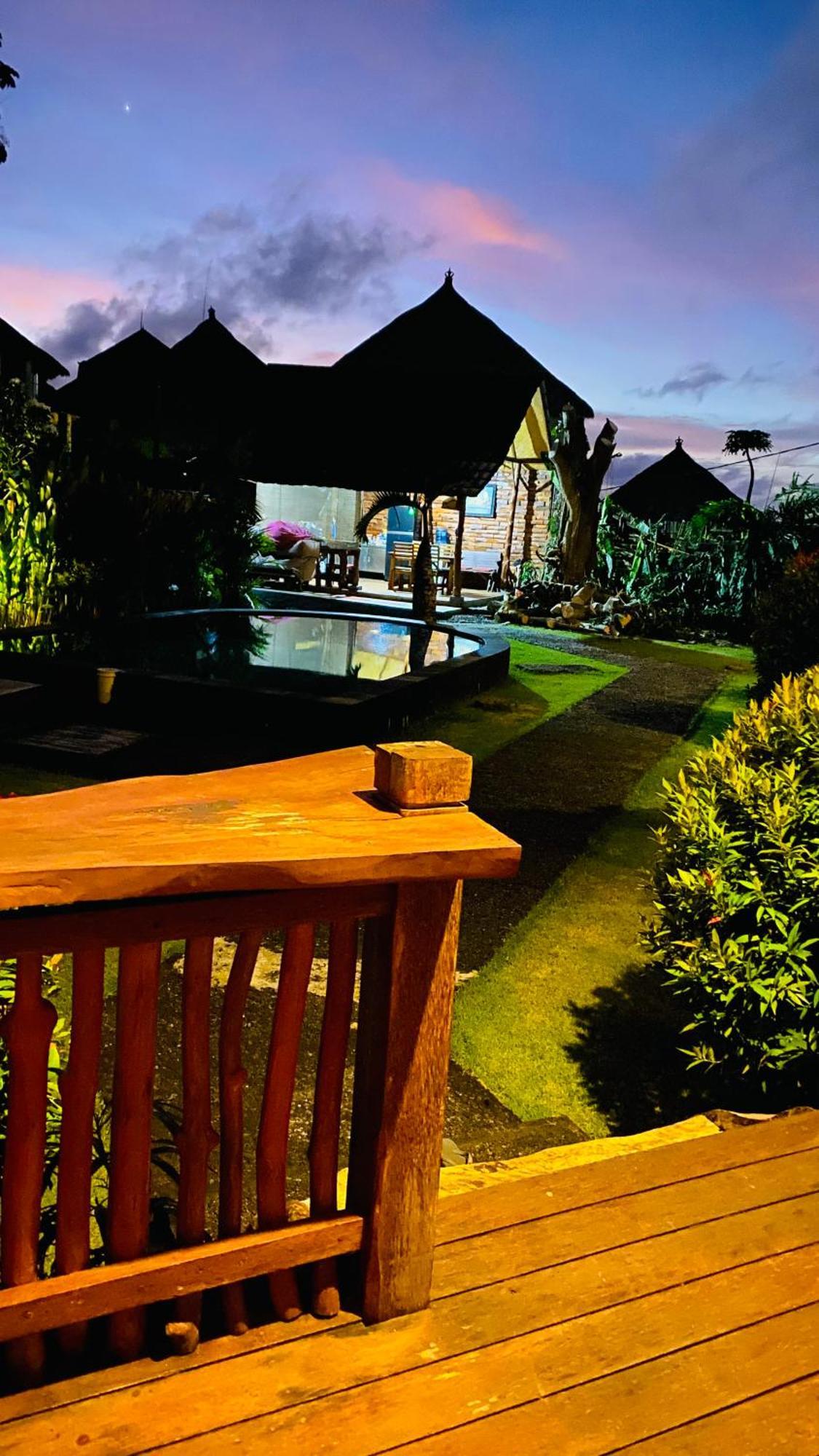 Pondok Sari Homestay Ungasan  Exterior photo